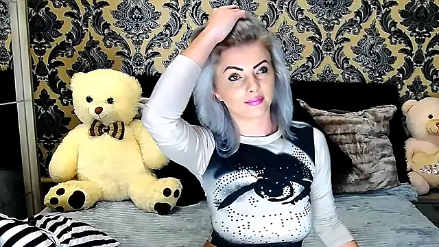 Snapshot of Aly_girl1 chatting on February 2025 12:38:02 PM Aly girl1 online show from February 2025 12:38:02 PM