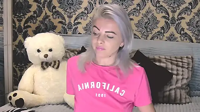 Snapshot of Aly_girl1 chatting on March 2025 10:59:02 AM Aly girl1 online show from March 2025 10:59:02 AM