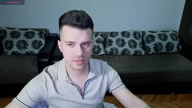 JohnnyStepBro online show from April 2026 07:58:01 PM