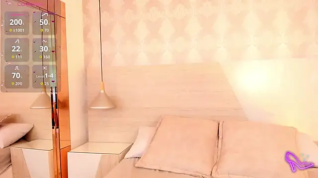 IvannaAnggel online show from September 2025 01:24:02 PM