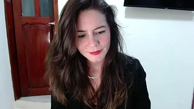 Snapshot of Hanny_24 chatting on July 2026 02:16:01 AM Hanny 24 online show from July 2026 02:16:01 AM