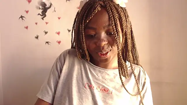 Snapshot of _Zooee chatting on July 2026 04:11:02 PM Zooee online show from July 2026 04:11:02 PM