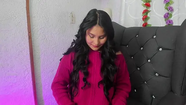 Little Ivy online show from December 2024 07:29:01 PM