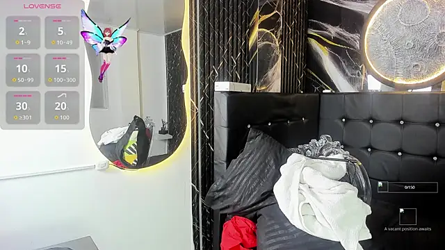 Bruja  Scarlata online show from October 2025 10:15:01 AM