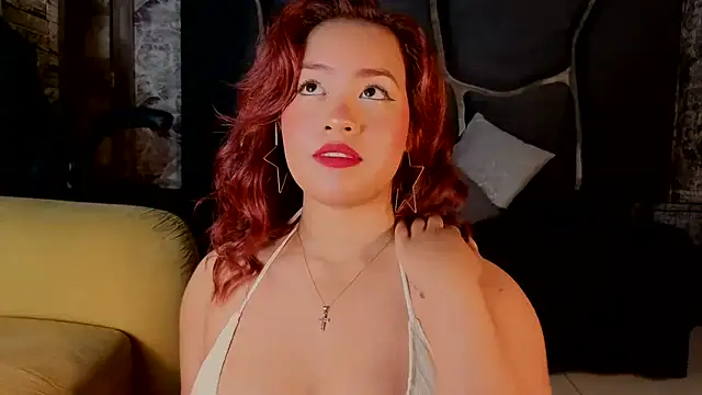 Estrella05  online show from October 2025 05:11:02 AM