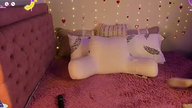 Sabrina Hall  online show from February 2026 01:50:02 AM