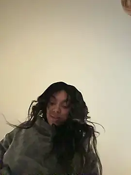 Snapshot of butterflybootyy chatting on March 2025 04:58:02 AM butterflybootyy online show from March 2025 04:58:02 AM