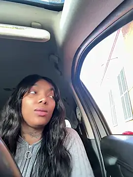 Snapshot of butterflybootyy chatting on March 2025 11:04:01 PM butterflybootyy online show from March 2025 11:04:01 PM