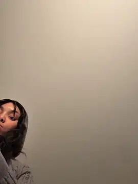 Snapshot of butterflybootyy chatting on March 2025 06:16:02 AM butterflybootyy online show from March 2025 06:16:02 AM