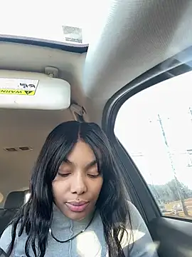 Snapshot of butterflybootyy chatting on March 2025 09:43:02 PM butterflybootyy online show from March 2025 09:43:02 PM