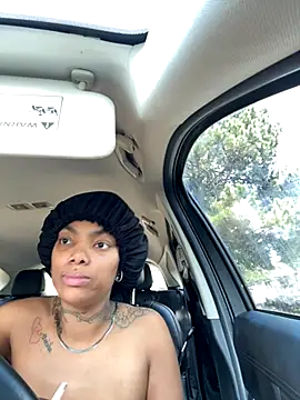 Snapshot of butterflybootyy chatting on September 2025 05:25:01 PM butterflybootyy online show from September 2025 05:25:01 PM