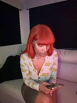 Snapshot of butterflybootyy chatting on October 2025 05:21:02 AM butterflybootyy online show from October 2025 05:21:02 AM