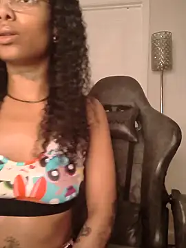 Snapshot of butterflybootyy chatting on May 2026 07:48:02 AM butterflybootyy online show from May 2026 07:48:02 AM