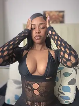 Snapshot of BhadBhad_Kitty chatting on September 2025 06:37:01 AM BhadBhad Kitty online show from September 2025 06:37:01 AM