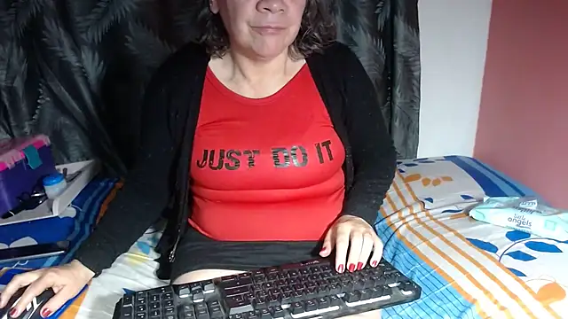 Snapshot of Elizabeth68 chatting on December 2024 02:06:02 AM Elizabeth68 online show from December 2024 02:06:02 AM