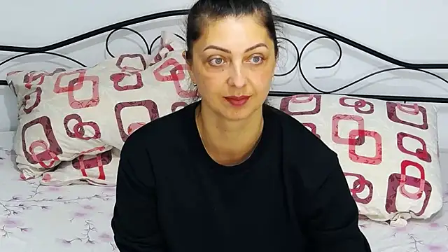 DivinSandra online show from February 2025 06:45:02 AM