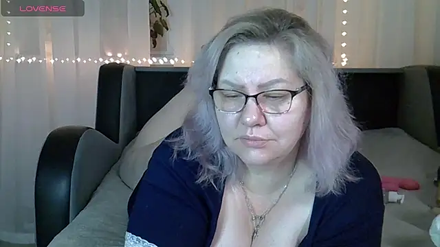 AngelinaGlam online show from October 2025 03:21:02 PM