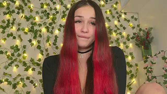 Brenda M00n online show from December 2024 06:40:01 PM