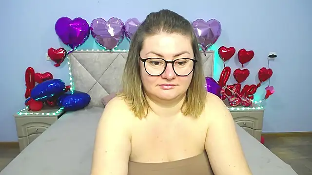 ZannaDreil online show from February 2025 07:03:02 PM