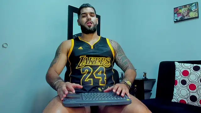 SamirHazard97 online show from January 2025 02:36:01 AM