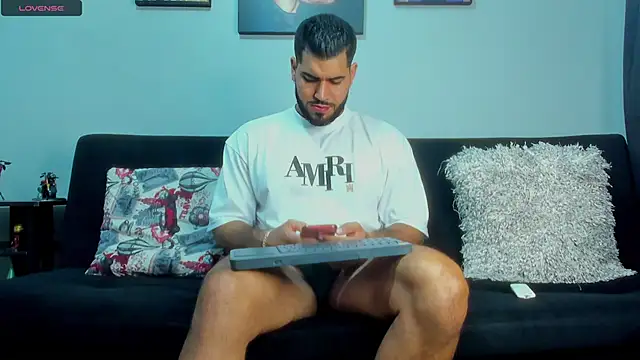 SamirHazard97 online show from March 2025 11:25:01 PM