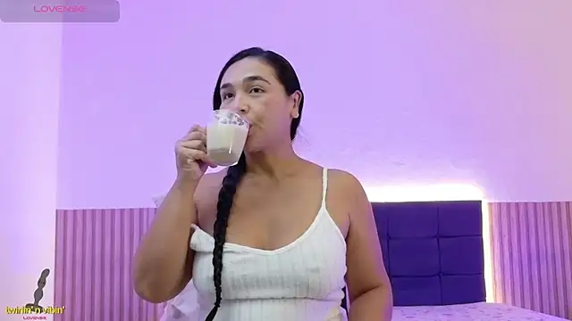 Snapshot of DIOSA-HOT chatting on February 2026 09:19:02 AM DIOSA-HOT online show from February 2026 09:19:02 AM