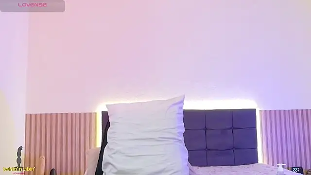 Snapshot of DIOSA-HOT chatting on February 2026 10:55:01 PM DIOSA-HOT online show from February 2026 10:55:01 PM