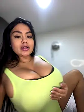 Snapshot of valeria2019hot chatting on December 2024 03:04:01 AM valeria2019hot online show from December 2024 03:04:01 AM