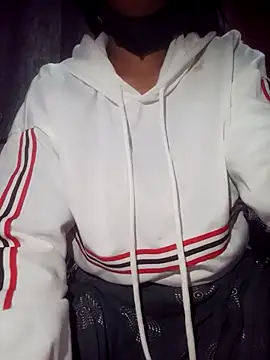 Snapshot of HornyWestern chatting on November 2025 07:14:02 PM HornyWestern online show from November 2025 07:14:02 PM