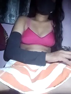 Snapshot of HornyWestern chatting on November 2025 07:05:02 PM HornyWestern online show from November 2025 07:05:02 PM