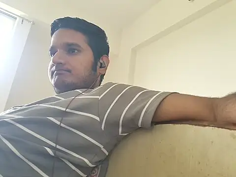 Snapshot of Jonrobinso chatting on June 2026 03:48:02 AM Jonrobinso online show from June 2026 03:48:02 AM