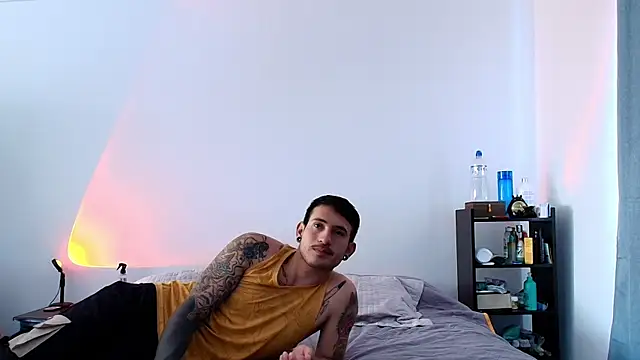 Snapshot of anika_lowen02 chatting on December 2024 03:44:01 PM anika lowen02 online show from December 2024 03:44:01 PM