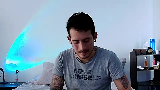 Snapshot of anika_lowen02 chatting on December 2024 09:08:01 PM anika lowen02 online show from December 2024 09:08:01 PM