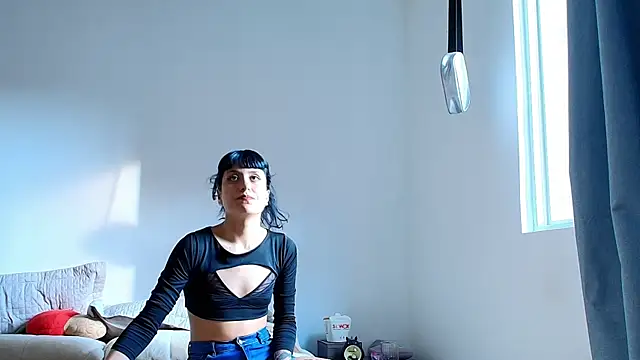 Snapshot of anika_lowen02 chatting on January 2025 09:29:02 PM anika lowen02 online show from January 2025 09:29:02 PM