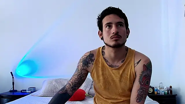 Snapshot of anika_lowen02 chatting on January 2025 04:00:02 PM anika lowen02 online show from January 2025 04:00:02 PM