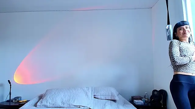 Snapshot of anika_lowen02 chatting on January 2025 03:41:01 PM anika lowen02 online show from January 2025 03:41:01 PM