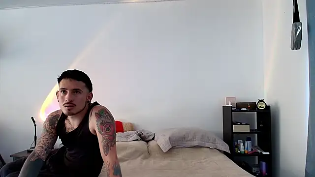 Snapshot of anika_lowen02 chatting on February 2025 03:05:01 PM anika lowen02 online show from February 2025 03:05:01 PM