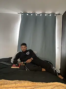 Snapshot of anika_lowen02 chatting on October 2025 04:27:02 PM anika lowen02 online show from October 2025 04:27:02 PM