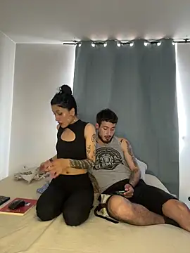 Snapshot of anika_lowen02 chatting on October 2025 05:42:01 PM anika lowen02 online show from October 2025 05:42:01 PM