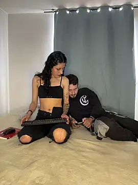 Snapshot of anika_lowen02 chatting on October 2025 06:35:02 PM anika lowen02 online show from October 2025 06:35:02 PM