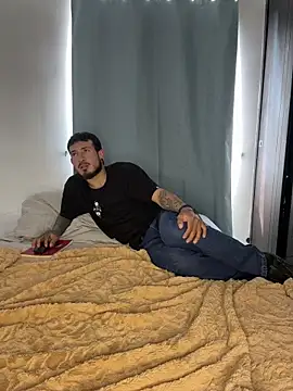 Snapshot of anika_lowen02 chatting on October 2025 07:16:01 PM anika lowen02 online show from October 2025 07:16:01 PM