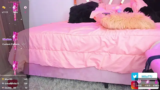 Snapshot of Miia77_ chatting on December 2024 05:56:01 AM Miia77 online show from December 2024 05:56:01 AM