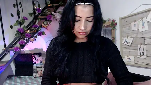 luna sky83 online show from February 2026 06:50:01 AM