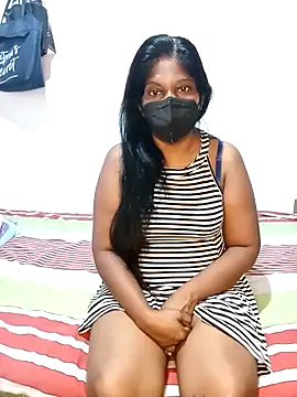 Aroma Sl online show from October 2025 02:01:02 AM