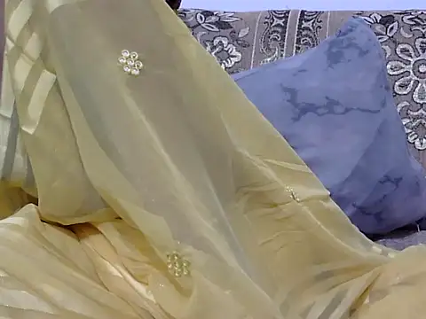 mishi kaur online show from December 2024 06:01:02 PM