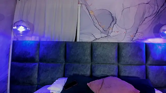 LottiCarter online show from September 2025 11:37:01 AM