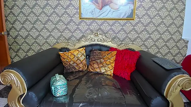 candy hairy online show from January 2026 03:23:01 AM