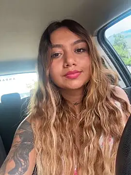 amanda-medrano1 online show from February 2025 05:20:02 PM