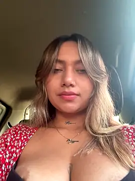 amanda-medrano1 online show from September 2025 03:16:02 PM