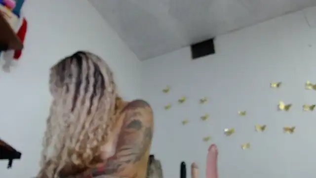 Snapshot of Sexy-Favgirl chatting on January 2026 08:16:01 AM Sexy-Favgirl online show from January 2026 08:16:01 AM